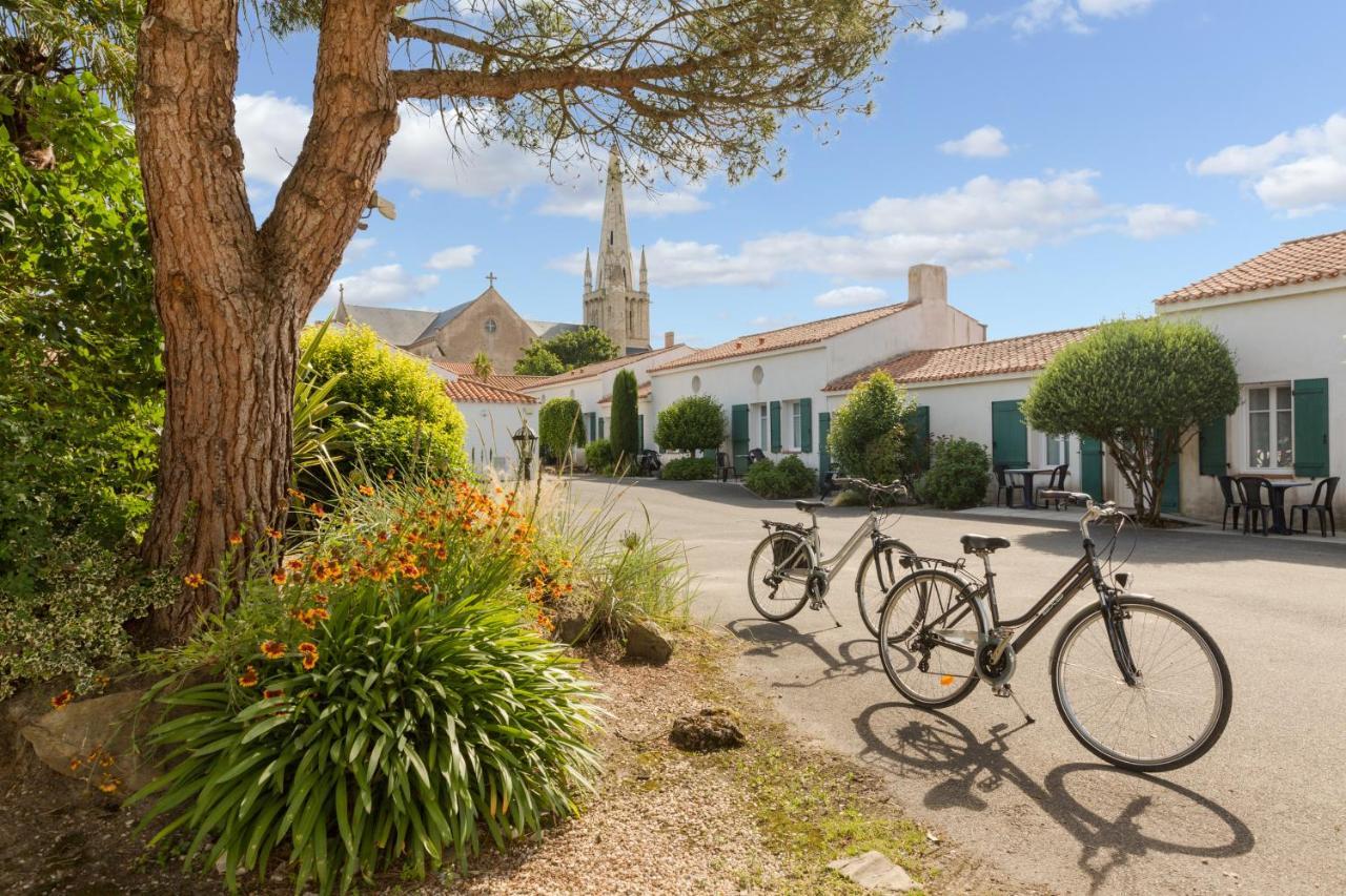 Отель Domaine Le Martinet, The Originals Relais Буэн Экстерьер фото